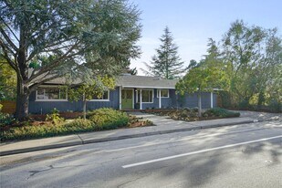 3811 Farm Hill Blvd in Redwood City, CA - Building Photo