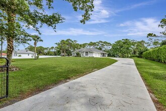 14911 Orange Blvd in The Acreage, FL - Building Photo - Building Photo
