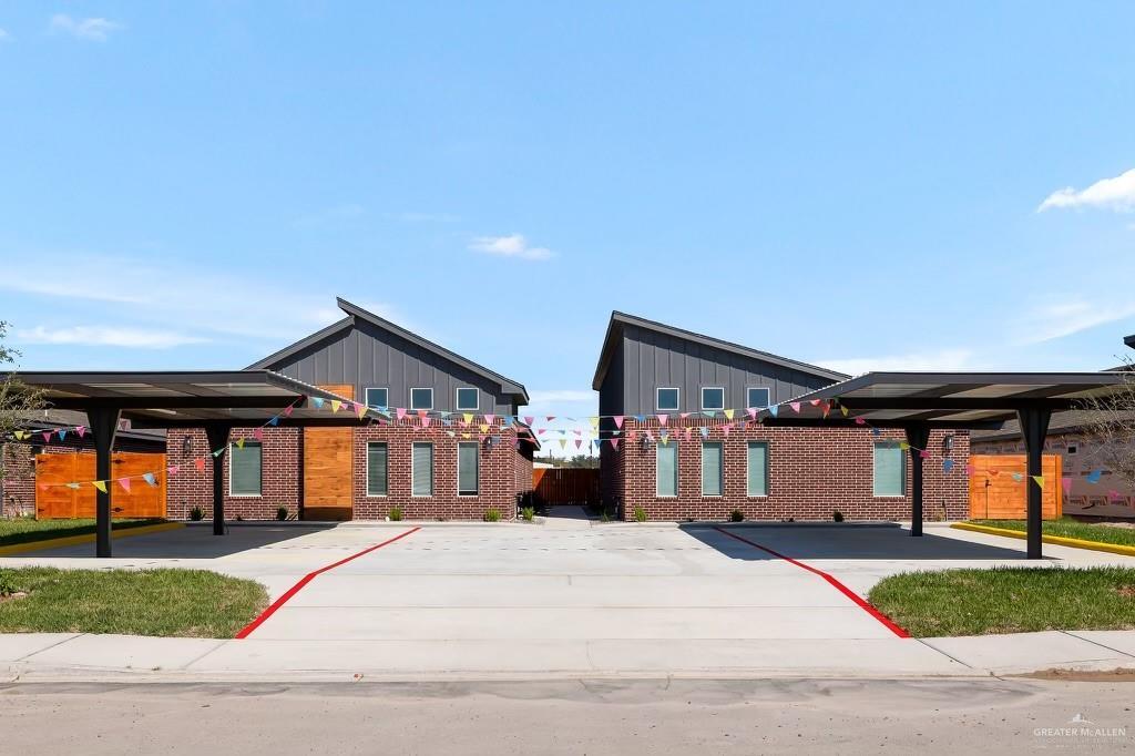1002 Hidden Hls St in Mission, TX - Building Photo