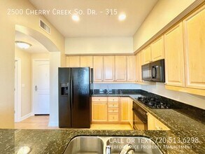 2500 E Cherry Creek S Dr in Denver, CO - Building Photo - Building Photo