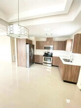 1408 Deer Hills-Unit -1 in Edinburg, TX - Building Photo - Building Photo