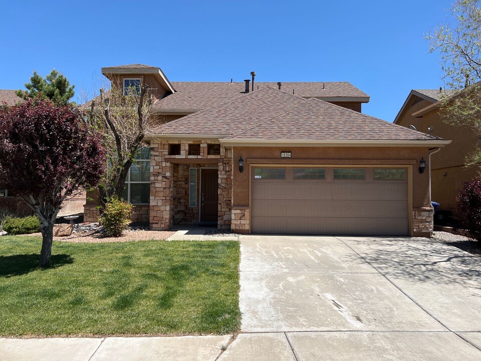 10304 Avenida Vista Cerros NW in Albuquerque, NM - Building Photo