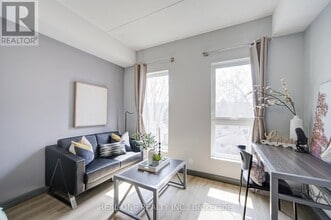 77-477 Leland St in Hamilton, ON - Building Photo - Building Photo