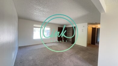 829 Travis Dr in Carson City, NV - Building Photo - Building Photo