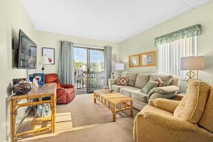 880-A1A A1A Beach Blvd in St. Augustine, FL - Building Photo