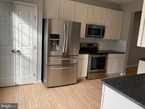 30 Bridle Ct in Cherry Hill Township, NJ - Building Photo - Building Photo