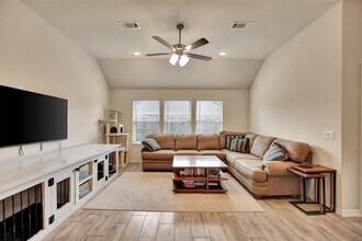 9730 Hazel Fern Ct in Spring, TX - Building Photo - Building Photo