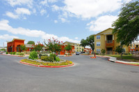 San Juan Square in San Antonio, TX - Foto de edificio - Building Photo