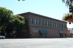 Dick Bruhn Building in Salinas, CA - Building Photo