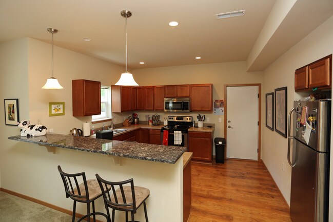 Fairway Glen Apartments in Monona, WI - Foto de edificio - Interior Photo