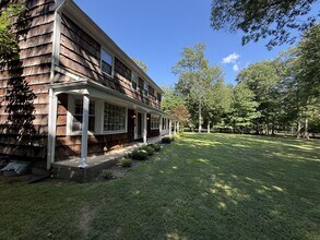 26 Branglebrink Rd in Saint James, NY - Building Photo - Building Photo