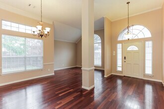 1510 Lost Creek Dr in Desoto, TX - Foto de edificio - Building Photo