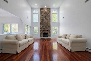 12 Fortune Way in Suffern, NY - Building Photo