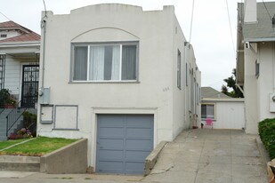 884-886 43rd St in Oakland, CA - Building Photo