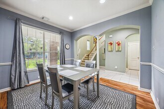 2403 Clippers Square in Houston, TX - Building Photo - Building Photo