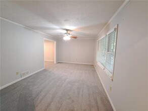 844 Chandler Dr SW in Lawrenceville, GA - Building Photo - Building Photo