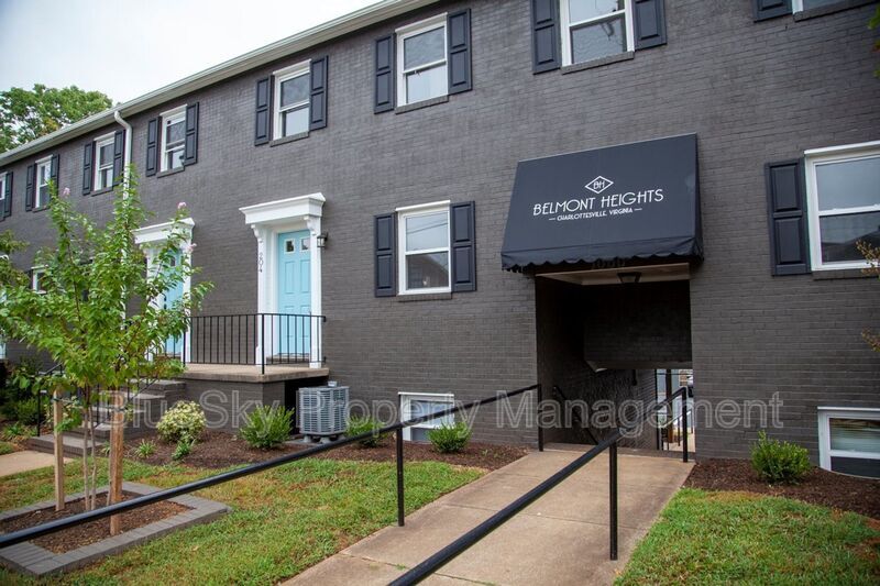 932 Monticello Rd in Charlottesville, VA - Building Photo