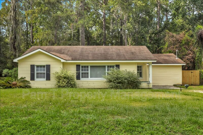9157 Ferguson Ave in Savannah, GA - Building Photo