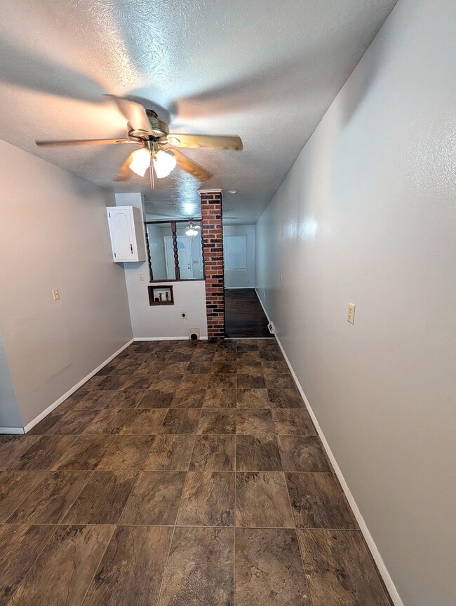 2044 S Barcliff Ave in Springfield, MO - Building Photo - Building Photo