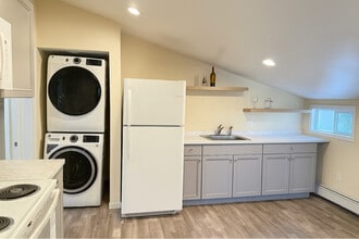 11 Webster Ave in Goshen, NY - Building Photo - Building Photo