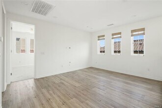 20810 Acorn Cir in Los Angeles, CA - Building Photo - Building Photo