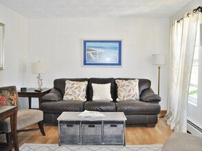 20 Aroostook Trl in Narragansett, RI - Building Photo - Building Photo