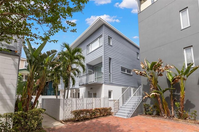property at 347 4th Ave S