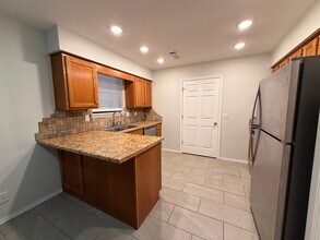 17 W 16th Pl in Russellville, AR - Building Photo - Building Photo