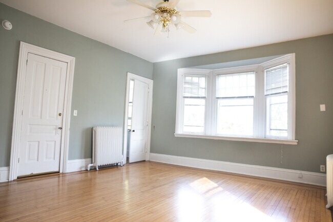 The Colonial (311-315 Woodward LLC) in Kalamazoo, MI - Building Photo - Building Photo