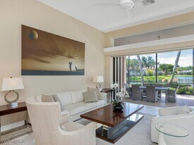 938 Spanish Moss Trail in Naples, FL - Building Photo