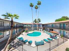 Aspire West Phoenix in Phoenix, AZ - Building Photo