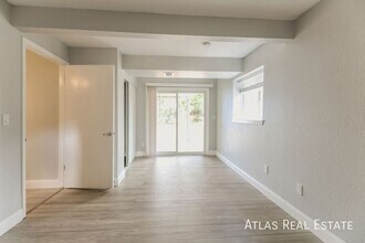 19003 E Mansfield Dr, Unit 1br in Aurora, CO - Foto de edificio - Building Photo