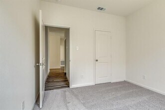 8329 Bufflehead Dr in Fort Worth, TX - Building Photo - Building Photo