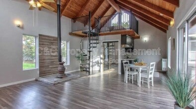 1420 Munras Ave in Monterey, CA - Building Photo - Building Photo