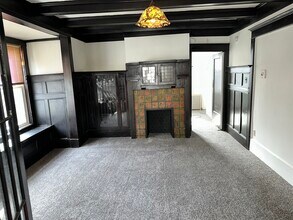 1663 Suburban Ave in Pittsburgh, PA - Building Photo - Building Photo