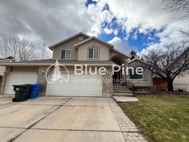 property at 2415 Northstar Dr
