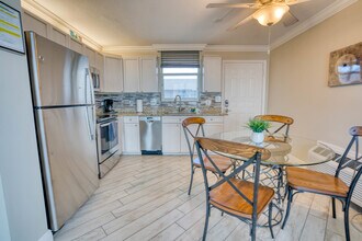 5600 Bonita Beach Rd SW in Bonita Springs, FL - Building Photo - Building Photo