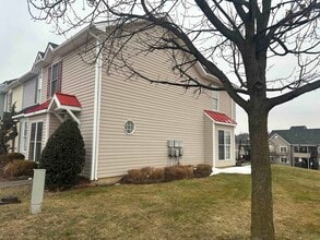 1138 Paul Revere Ct in Harrisonburg, VA - Building Photo - Building Photo