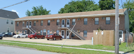 1615 Wilson Rd in Norfolk, VA - Foto de edificio - Building Photo