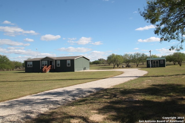 8600 S Loop 1604 E in Elmendorf, TX - Building Photo - Building Photo