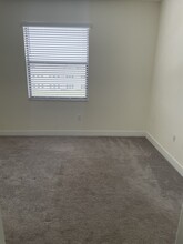 7905 NW 104th Ave in Doral, FL - Building Photo - Building Photo