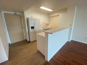 1450 Young St in Honolulu, HI - Building Photo - Building Photo