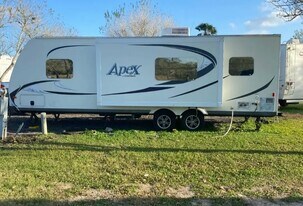 4508 N Mile 4 1/2 W in Weslaco, TX - Building Photo