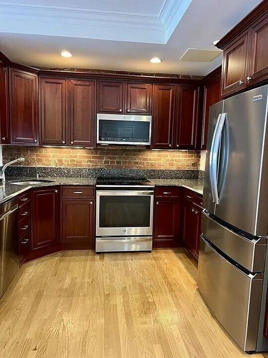 28-32 Atlantic Ave in Boston, MA - Building Photo