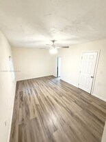 1340 Peri St in Opa Locka, FL - Building Photo