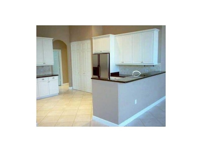 6740 NW 105th Ln in Parkland, FL - Building Photo - Building Photo