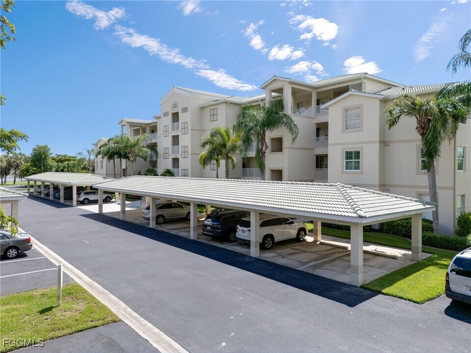 14350 Bristol Bay Pl in Ft. Myers, FL - Building Photo