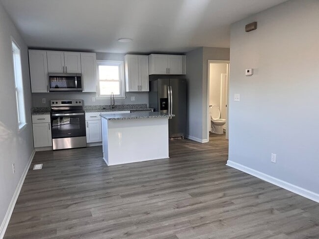 9448 Hospital Ave in Nassawadox, VA - Foto de edificio - Building Photo