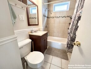 74 Romsey St, Unit #2 in Boston, MA - Building Photo - Building Photo