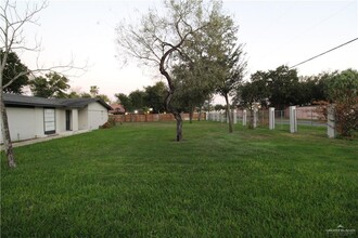 3913 Hobbs Dr in Edinburg, TX - Building Photo - Building Photo